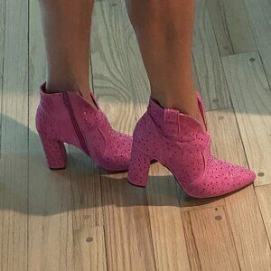 Pierre Dumas Fuchsia Pink Suede & Rhinestone Chunky Heel Ankle Boot - Sz 8M